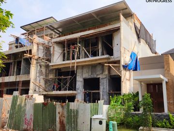 Rumah Baru Gress, Modern Minimalis di Citraland Utama, Surabaya