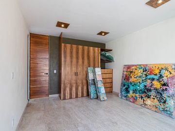 CASA DE LUJO CON ALBERCA Y JARDIN EN VENTA AL SUR DE CUERNAVACA