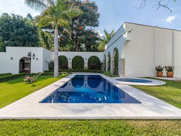 DEPARTAMENTO CON ALBERCA EN VENTA EN CUERNAVACA