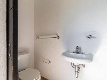 PENTHOSUE EN VENTA AL SUR DE CUERNAVACA CON ALBERCA