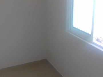 VENTA DE CASA EN RESIDENCIAL BOSQUES DE ICA II EN ZINACANTEPEC A UN COSTADO DE ZAMARRERO