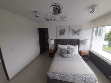 VENTA DE CASA EN RESIDENCIAL BOSQUES DE ICA II EN ZINACANTEPEC A UN COSTADO DE ZAMARRERO