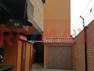 Vendo Casa En Surco Límite Con Miraflores