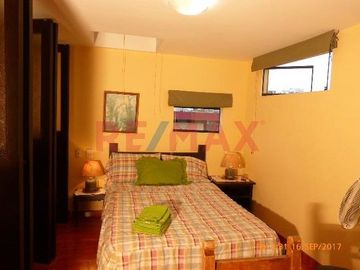 Vendo Casa En Surco Límite Con Miraflores