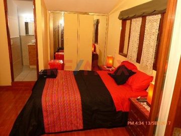 Vendo Casa En Surco Límite Con Miraflores