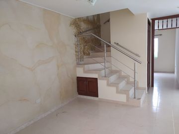 Nuevo Pinares Casas