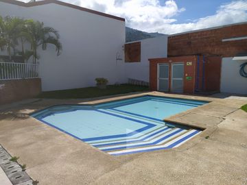 Nuevo Pinares Casas