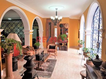 Vendo Casa En San Antonio, Miraflores,