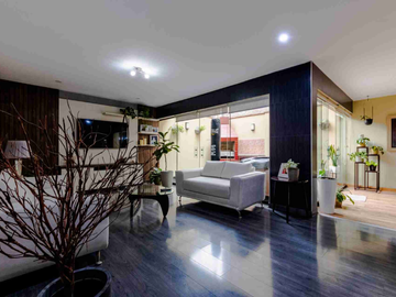 BONITO TRIPLEX UBICADO CERCA AL POLO SURCO