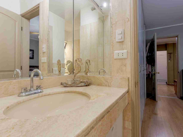 BONITO TRIPLEX UBICADO CERCA AL POLO SURCO