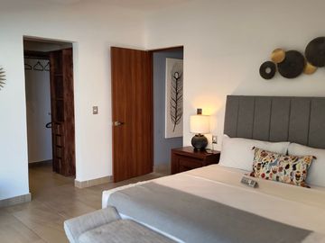 Departamento de tres recamaras en venta a tan solo unos pasos de la playa