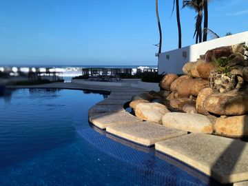 Departamento de tres recamaras en venta a tan solo unos pasos de la playa