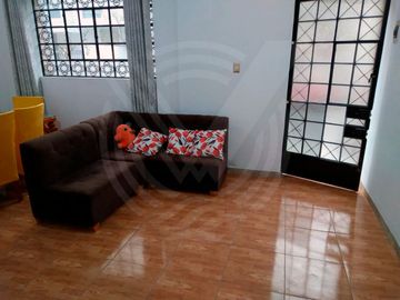 OPORTUNIDAD: SE VENDE DEPARTAMENTO EN LINCE PRIMER PISO-IDEAL PARA RESTAURANTE O TIENDA