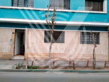 OPORTUNIDAD: SE VENDE DEPARTAMENTO EN LINCE PRIMER PISO-IDEAL PARA RESTAURANTE O TIENDA