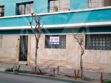OPORTUNIDAD: SE VENDE DEPARTAMENTO EN LINCE PRIMER PISO-IDEAL PARA RESTAURANTE O TIENDA