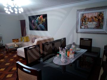 DEPARTAMENTO RECIEN  REMODELADO EN SAN ISIDRO-PRIMER PISO (Cerca de La Bombonniere)