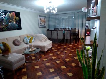 DEPARTAMENTO RECIEN  REMODELADO EN SAN ISIDRO-PRIMER PISO (Cerca de La Bombonniere)