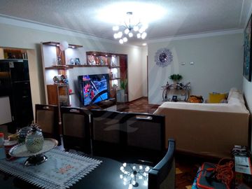 DEPARTAMENTO RECIEN  REMODELADO EN SAN ISIDRO-PRIMER PISO (Cerca de La Bombonniere)