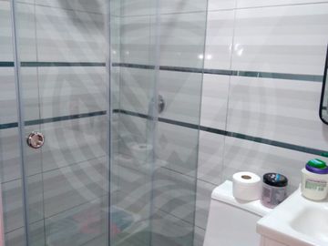 DEPARTAMENTO RECIEN  REMODELADO EN SAN ISIDRO-PRIMER PISO (Cerca de La Bombonniere)