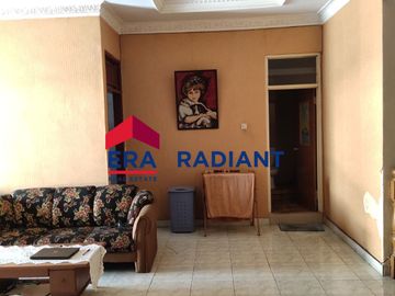 Rumah Modern 2 Lantai Siap Huni di Villa Bintaro Indah, Jombang, Ciputat, Tangsel