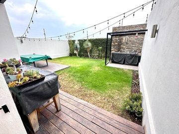 Hermosa casa en Cumbres del Lago