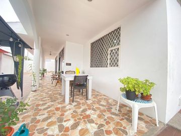 casa de venta en manta zona sur santa martha