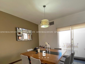 CASA EN VENTA EN VALLE ESCONDIDO EN ESQUINA