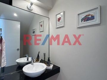 VENDO DUPLEX ACOGEDOR EN MIRAFLORES