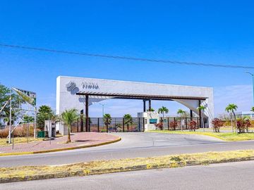 CASA CON ALBERCA Y JARDIN EN VENTA AL SUR DE CUERNAVACA