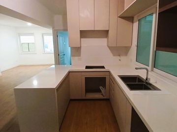 DEPARTAMENTO DE ESTRENO 2D VISTA EXTERIOR – MONTERRICO (SURCO)