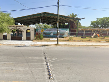 CASA EN PIEDRAS NEGRAS, MIRAVISTA, GENERAL ESCOBEDO, NUEVO LEON. ¡CASA EN REMATE!