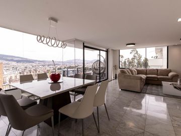 VENTA DE OPORTUNIDAD: DEPARTAMENTO REMODELADO en Urb. Jardines del Batan., El Batán Quito, Ecuador
