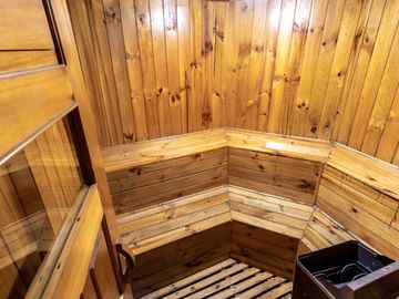 VENTA DE OPORTUNIDAD: DEPARTAMENTO REMODELADO en Urb. Jardines del Batan., El Batán Quito, Ecuador
