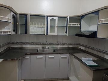 VENTA DE CASA EN MELGAR CON RENTA