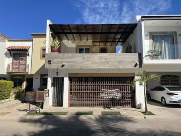 CASA EN VENTA EN CULIACAN PRIVADA ZONA NORTE PORTALEGRE