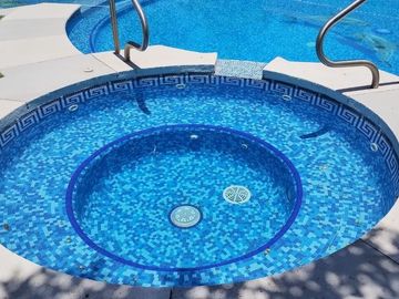 Venta de casa de un nivel con bungalow en Lomas de Cuernavaca, Temixco, Morelos