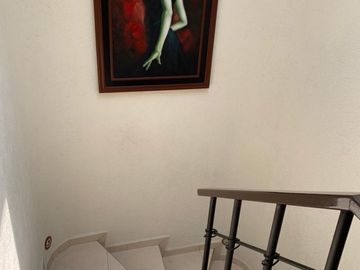 CASA AMUEBLADA EN RENTA VILLAS DEL CAMPO CALIMAYA