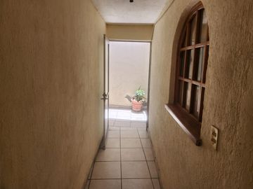 Venta de casa en el Cerrito cerca del Tepetate.
