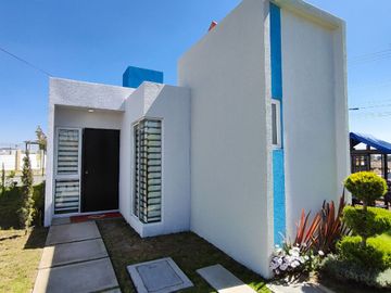 Venta de Casa Alberca a 45 min de la CDMX.