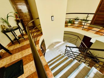 Vendo Dúplex 220 m2 Sin Ascensor San Borja