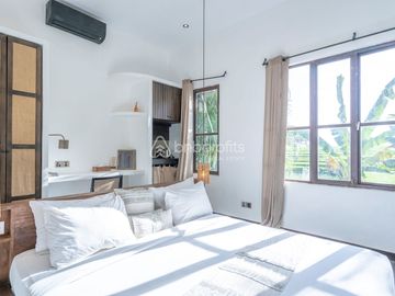 Private Oasis with Pool and Garden with Breathtaking Rice Field Views in Canggu – Babakan