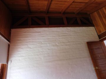 CASA CUMBAYA CERCA USFQ PILLAGUA