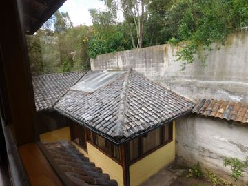 CASA CUMBAYA CERCA USFQ PILLAGUA