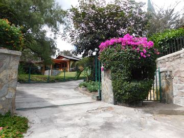 CASA CUMBAYA CERCA USFQ PILLAGUA