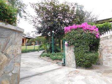CASA CUMBAYA CERCA USFQ PILLAGUA