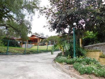 CASA CUMBAYA CERCA USFQ PILLAGUA