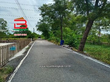 ที่ดินเปล่า หนองเสือ-คลอง 13 ซอยเกตุสิงห์ เนื้อที่ 9 ไร่ ใกล้หมู่บ้านแสนสุข ถนนสาย ปท.3034 ตำบลหนองสามวัง อำเภอหนองสือ จังหวัดปทุมธานี