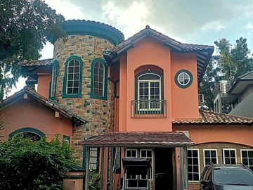 Dijual Rumah Mewah 2 Lantai di Perumahan Senayan Bintaro, Strategis & Nyaman