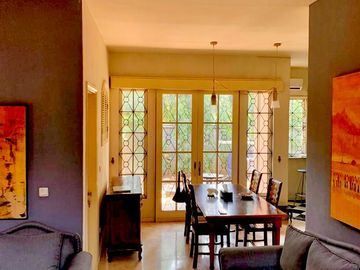 Dijual Rumah Mewah 2 Lantai di Perumahan Senayan Bintaro, Strategis & Nyaman