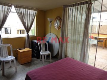 Vendo Casa cerca al Ovalo Higuereta, Surco